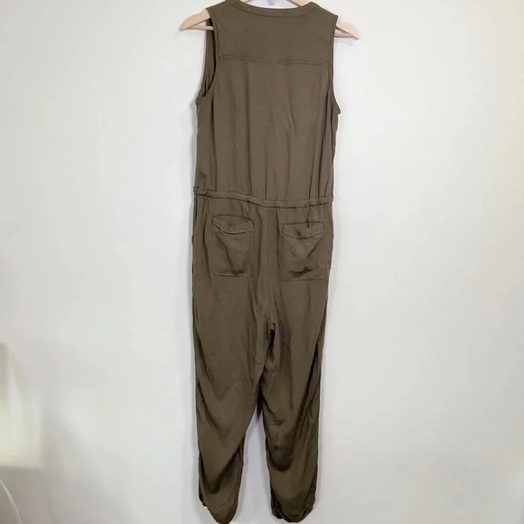 Caslon Sleeveless Green Army Waist Drawstring Jumpsuit - Picture 10 of 11